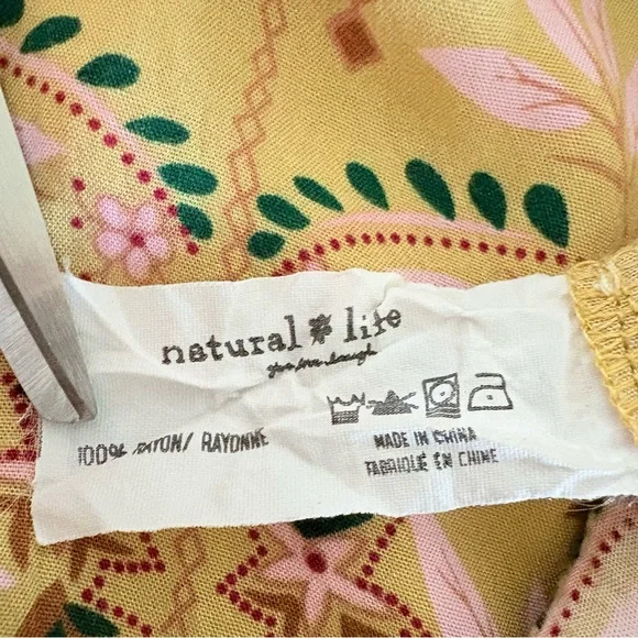 Natural Life Stella Mini Dress with a gold leaf floral print Size L/XL - Picture 9 of 11